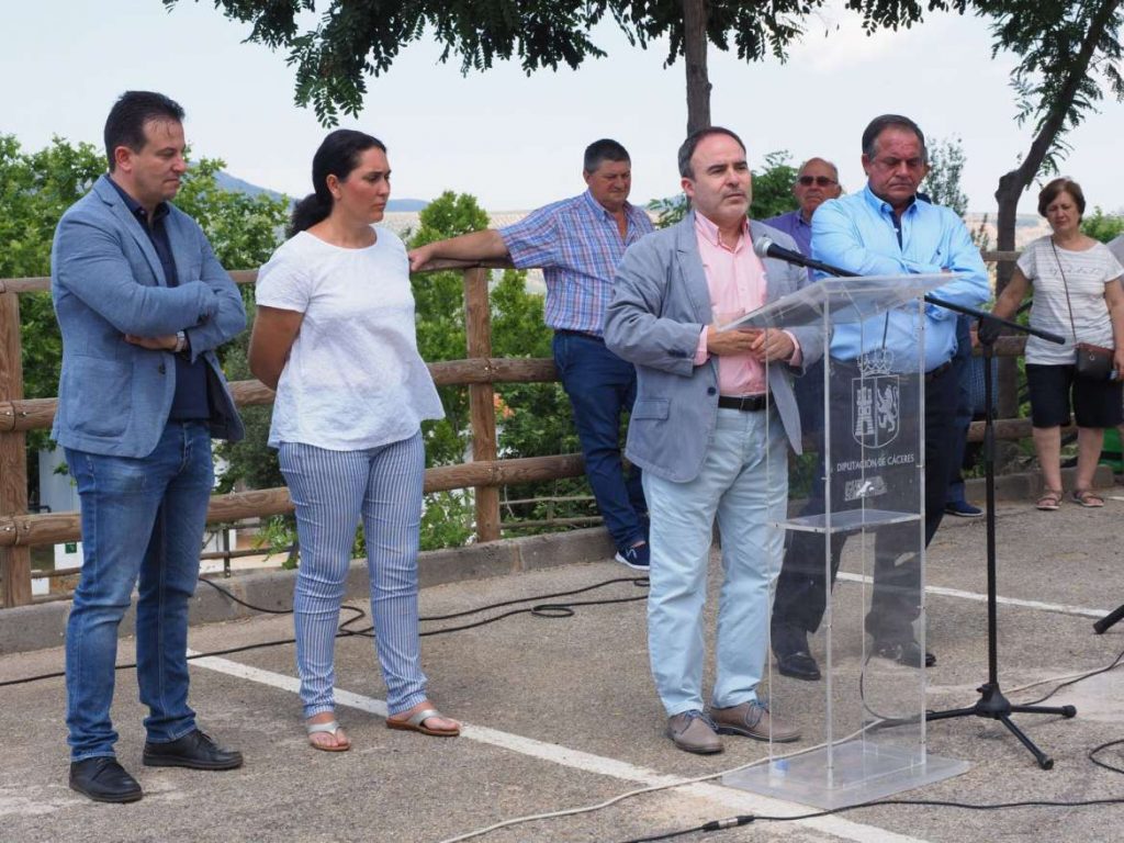 Extremadura-regulacion-especifica-autocaravanas-campings