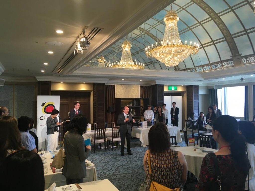 CLM-presenta-potencial-turistico-feria-Tokio